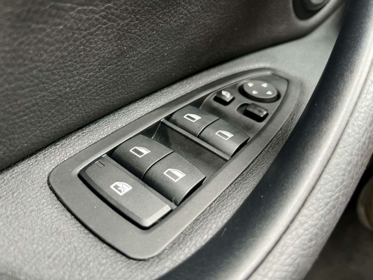 BMW X1 2.0 dA sDrive18 Panodak/LED/Navi-Pro/HUD/Camera... Leconte Motors