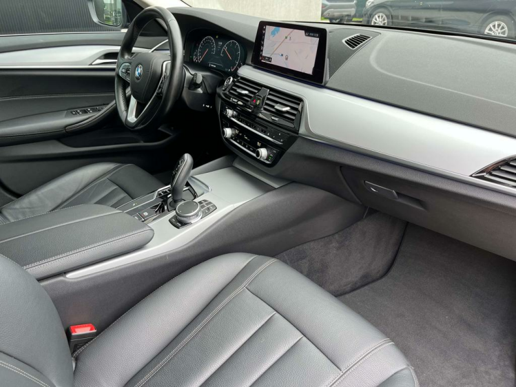 BMW 518 dA Touring LED/Navi-Pro/Leder/Camera/Sfeerverlicht Leconte Motors