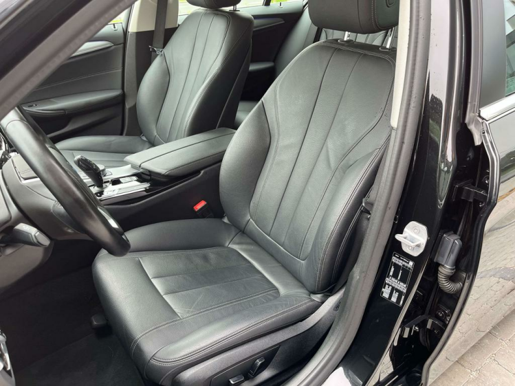 BMW 518 dA Touring LED/Navi-Pro/Leder/Camera/Sfeerverlicht Leconte Motors