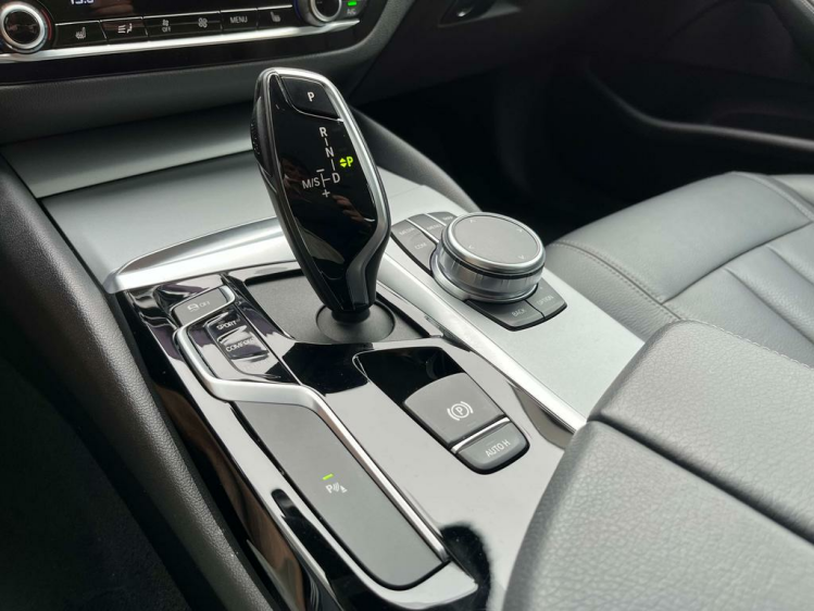 BMW 518 dA Touring LED/Navi-Pro/Leder/Camera/Sfeerverlicht Leconte Motors