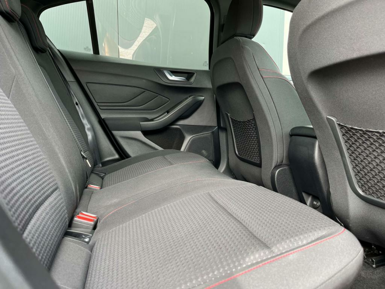 Ford Focus 1.0 EcoBoost ST-Line Full-LED/Gps/Head-Up/Camera! Leconte Motors