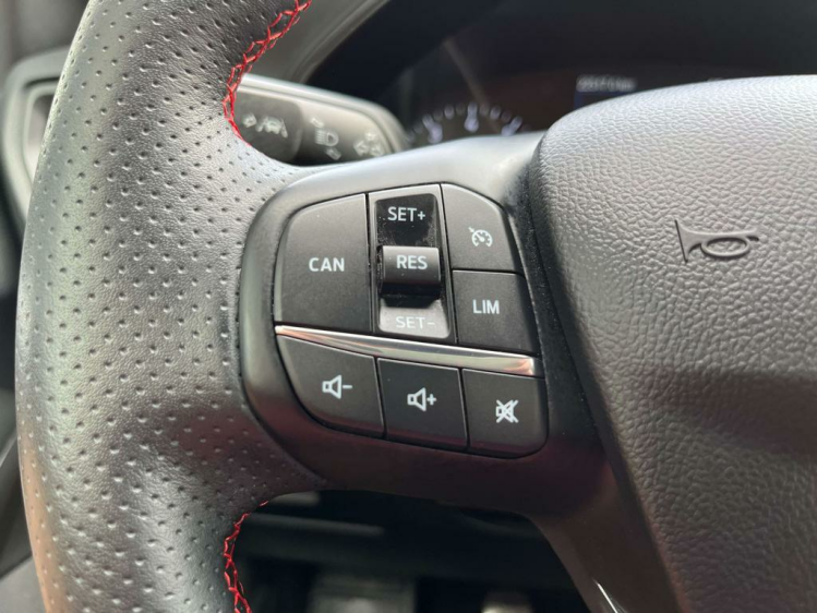 Ford Focus 1.0 EcoBoost ST-Line Full-LED/Gps/Head-Up/Camera! Leconte Motors