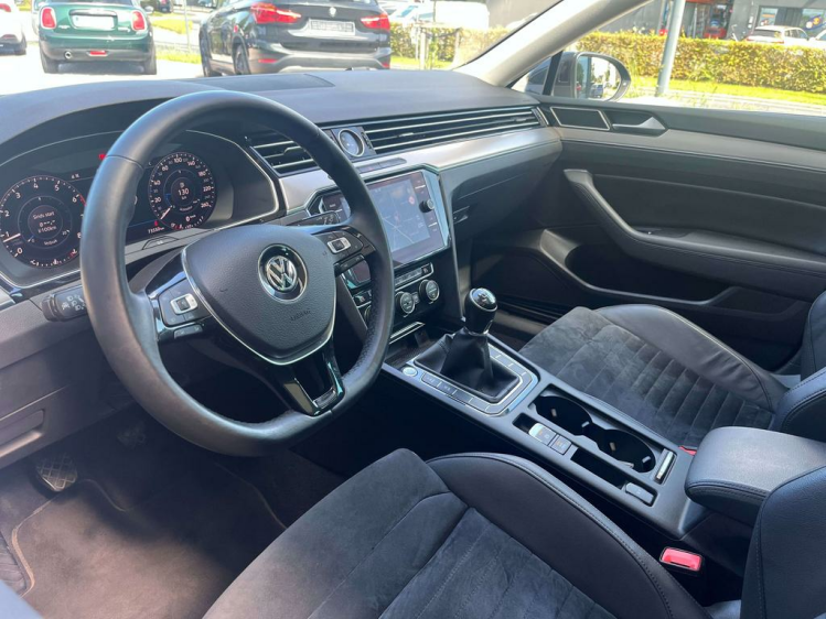 Volkswagen Passat Variant 1.4 TSI ACT Highline Virtual/Panodak/LED/Camera/.. Leconte Motors