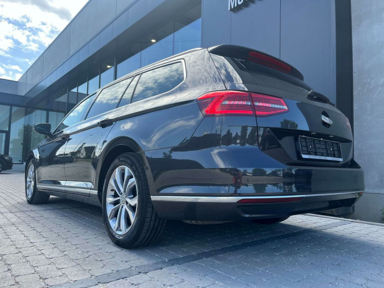 Volkswagen Passat Variant 1.4 TSI ACT Highline Virtual/Panodak/LED/Camera/.. Leconte Motors
