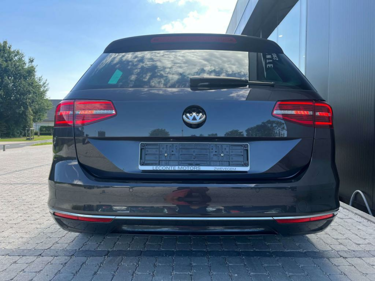 Volkswagen Passat Variant 1.4 TSI ACT Highline Virtual/Panodak/LED/Camera/.. Leconte Motors