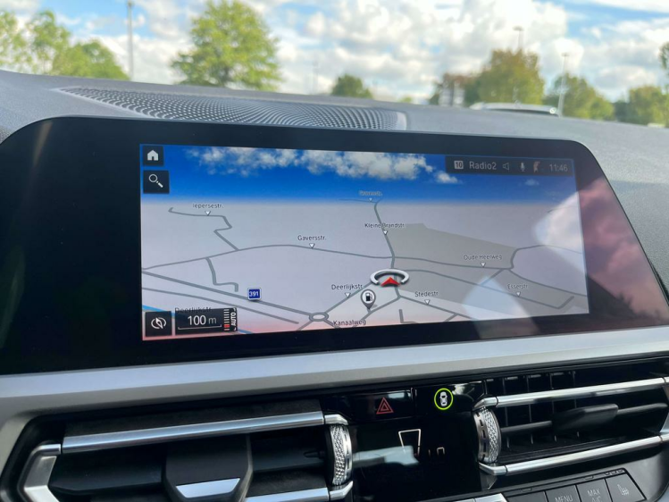BMW 318 dA Berline LED/Navi-Pro/Leder/Camera/Apple-Carplay Leconte Motors