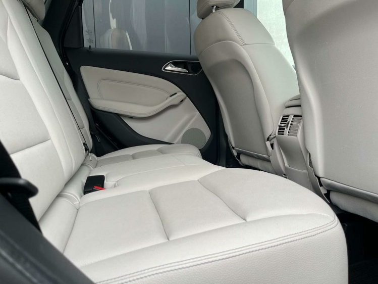 Mercedes-Benz B 180 Edition Xenon/Leder/Memoryseats/Zetelverwarming... Leconte Motors