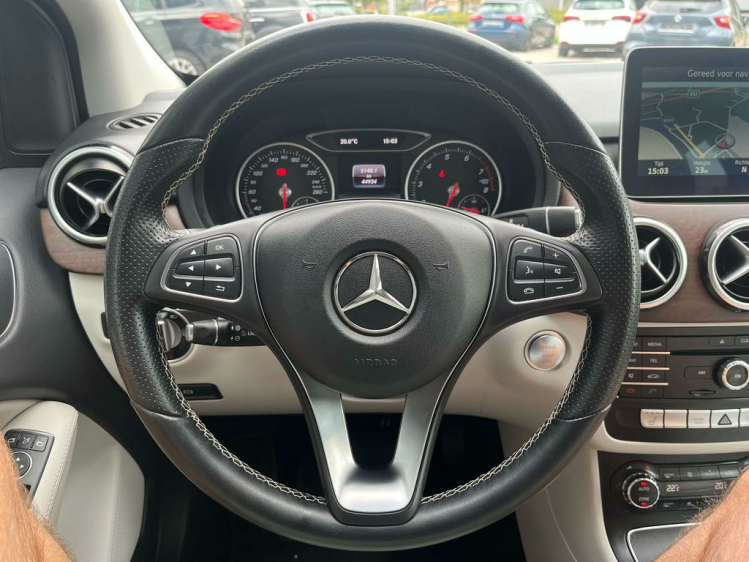 Mercedes-Benz B 180 Edition Xenon/Leder/Memoryseats/Zetelverwarming... Leconte Motors
