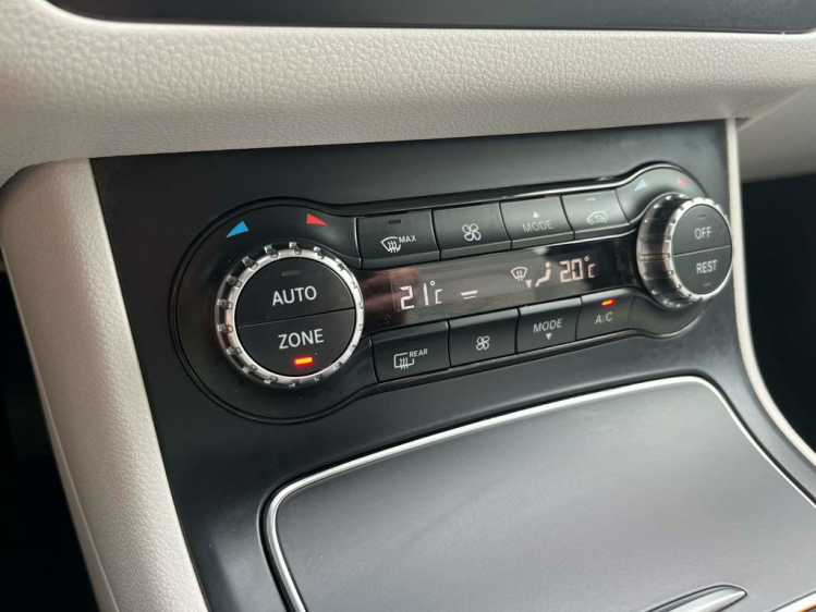 Mercedes-Benz B 180 Edition Xenon/Leder/Memoryseats/Zetelverwarming... Leconte Motors