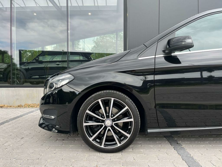 Mercedes-Benz B 180 Edition Xenon/Leder/Memoryseats/Zetelverwarming... Leconte Motors