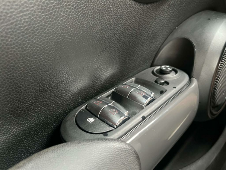 MINI One 1.5 OPF 5-deurs Navigatie/Cruise/PDC/Bluetooth/... Leconte Motors