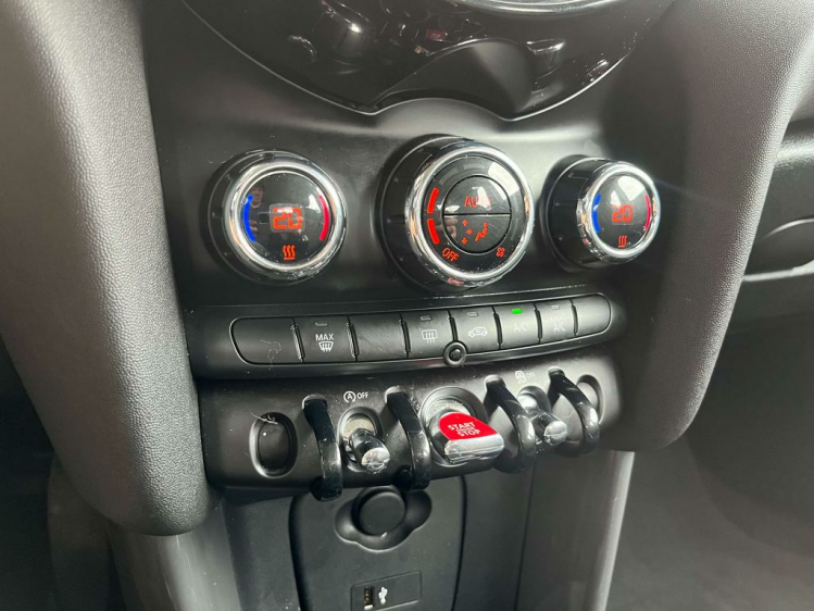 MINI One 1.5 OPF 5-deurs Navigatie/Cruise/PDC/Bluetooth/... Leconte Motors