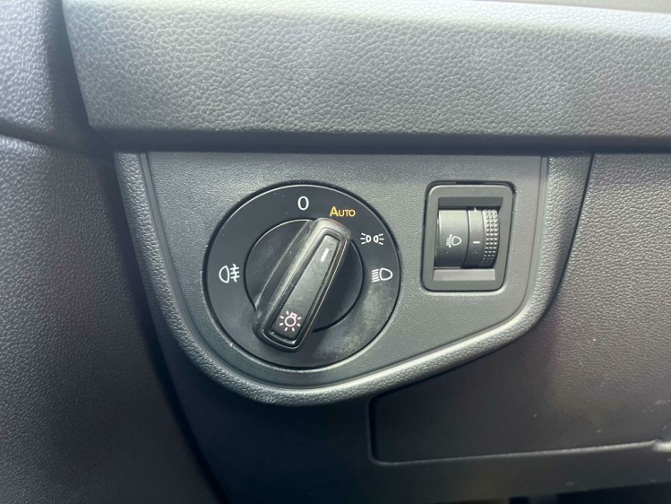 Volkswagen Polo 1.0i Comfortline Navigatie/Cruise/PDC/Bluetooth/.. Leconte Motors