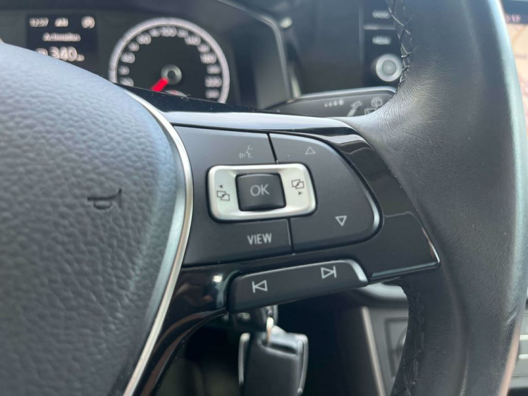 Volkswagen Polo 1.0i Comfortline Navigatie/Cruise/PDC/Bluetooth/.. Leconte Motors