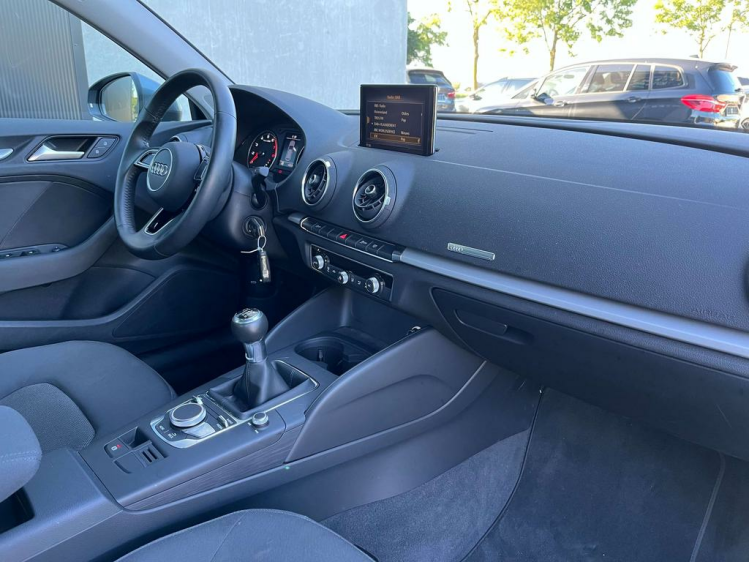 Audi A3 30 TFSI Sportback 27.000km Xenon/PDC/Bluetooth...! Leconte Motors