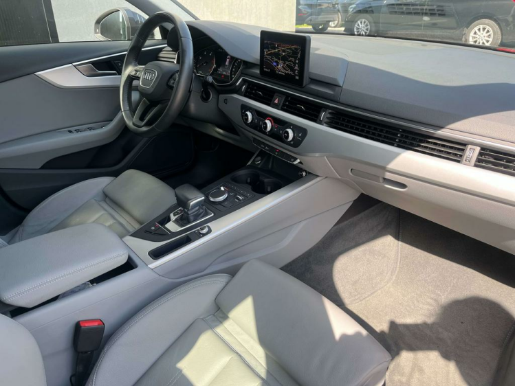 Audi A4 2.0 TDi S tronic Full LED Matrix/Sportzetels/PDC.. Leconte Motors