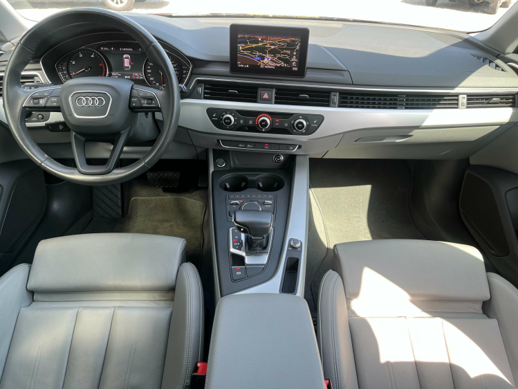 Audi A4 2.0 TDi S tronic Full LED Matrix/Sportzetels/PDC.. Leconte Motors