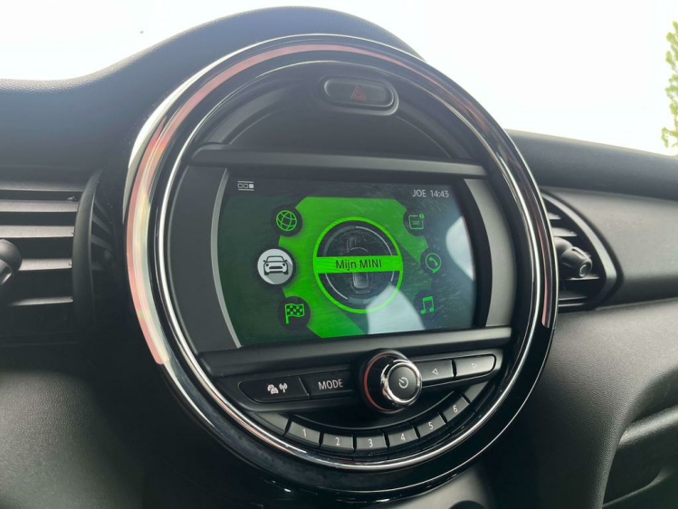 MINI One 1.5i Facelift Navigatie/Cruise/PDC/Bluetooth/Airco Leconte Motors