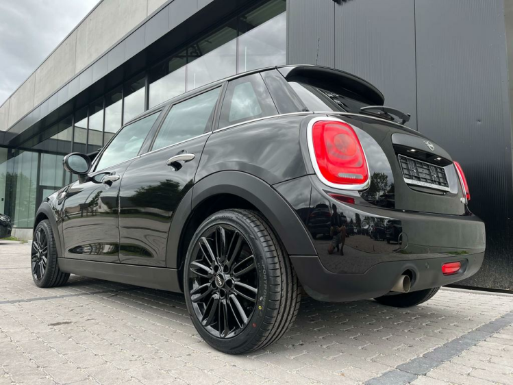 MINI One 1.5i Facelift Navigatie/Cruise/PDC/Bluetooth/Airco Leconte Motors