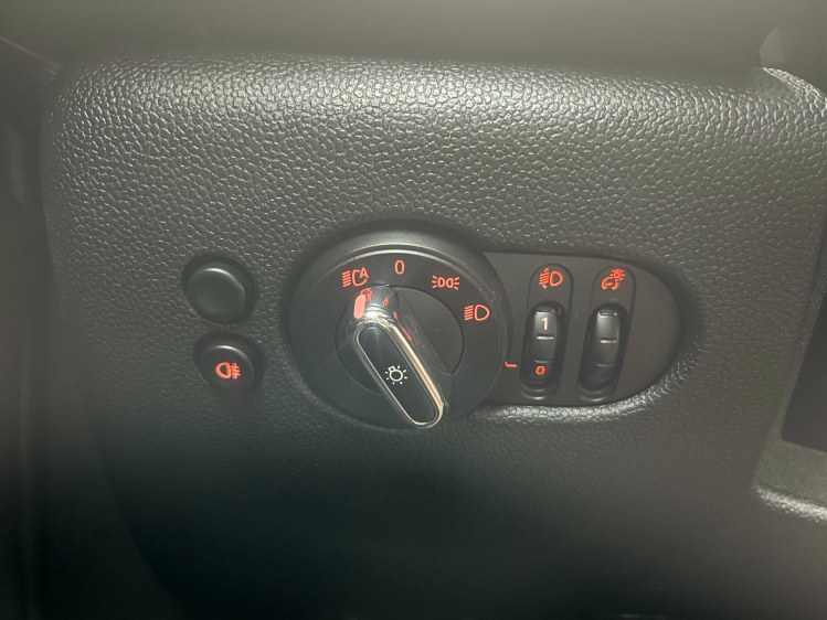 MINI One 1.5 OPF 5-deurs Navigatie/Cruise/PDC/Bluetooth/AC Leconte Motors