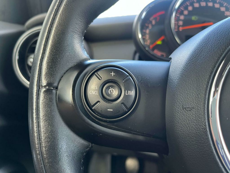 MINI One 1.5 Facelift Navigatie/Cruise/Airco/Bluetooth!! Leconte Motors