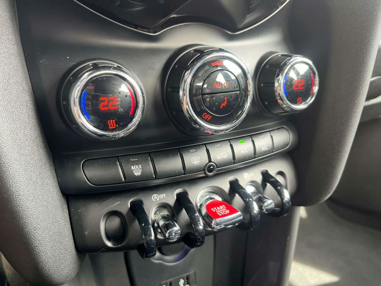 MINI One 1.5 Facelift Navigatie/Cruise/Airco/Bluetooth!! Leconte Motors