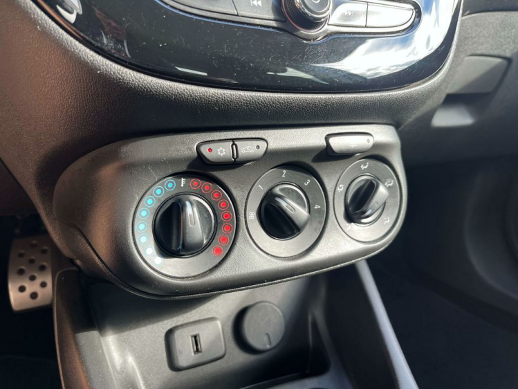 Opel Corsa 1.4i Black Edition Gps/Cruise/LED/PDC/Zetelverwrm! Leconte Motors