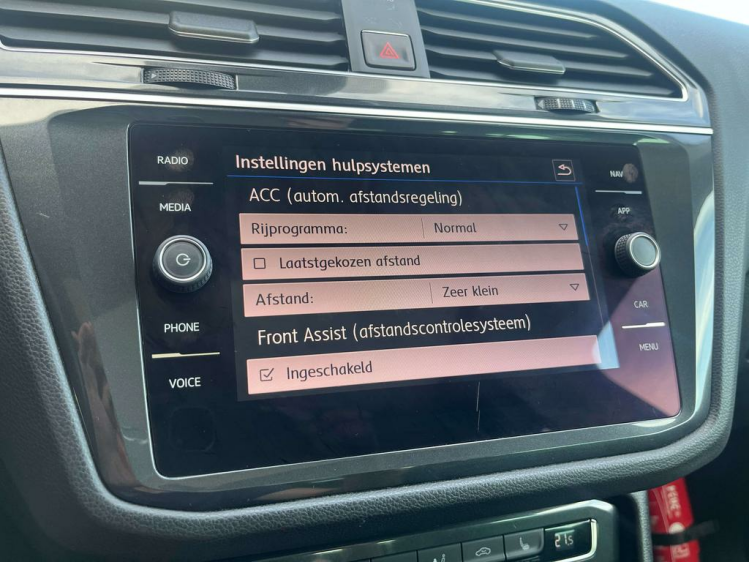 Volkswagen Tiguan 2.0 TDi Virtual-Cockpit/Panodak/Leder/360'CAM/ACC! Leconte Motors