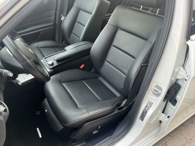 Mercedes-Benz E 200 CDI Avantgarde Schuifdak/Leder/Gps/Cruise/PDC...! Leconte Motors