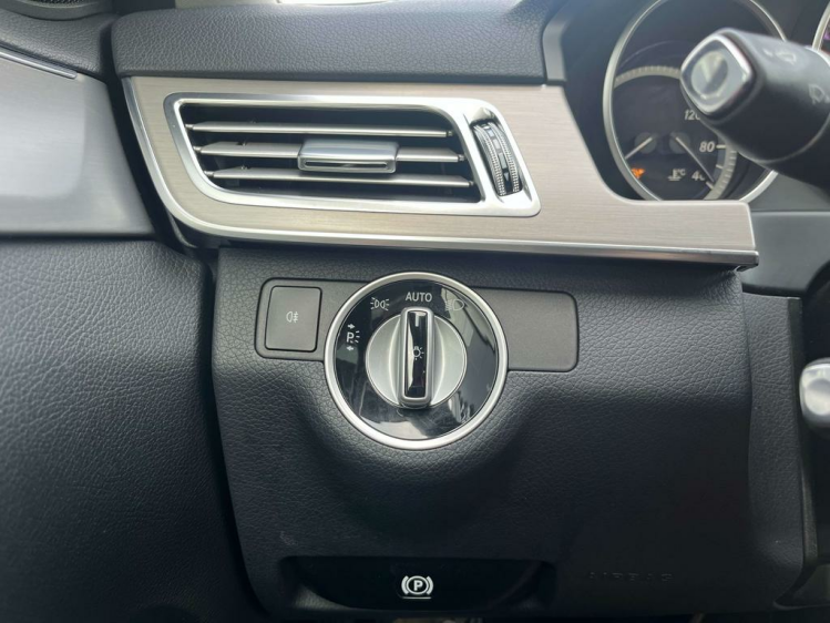 Mercedes-Benz E 200 CDI Avantgarde Schuifdak/Leder/Gps/Cruise/PDC...! Leconte Motors