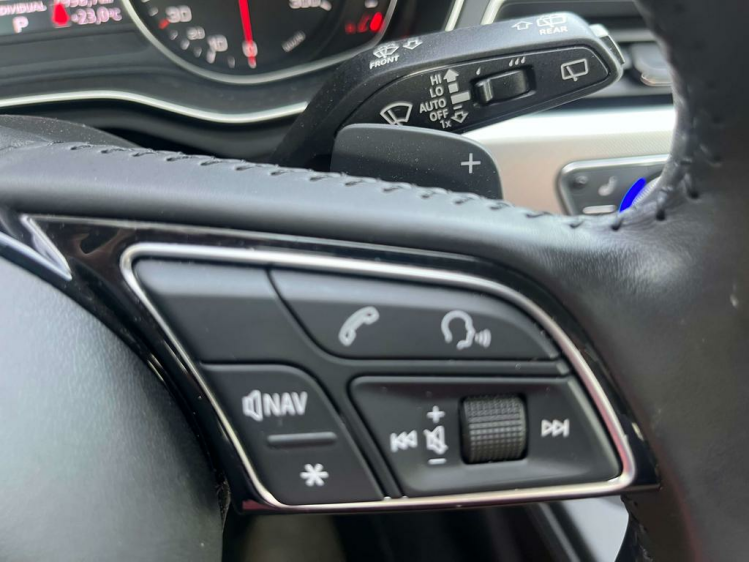 Audi A4 2.0 TFSI Quattro S tronic S-Line Panodak/Leder/CAM Leconte Motors