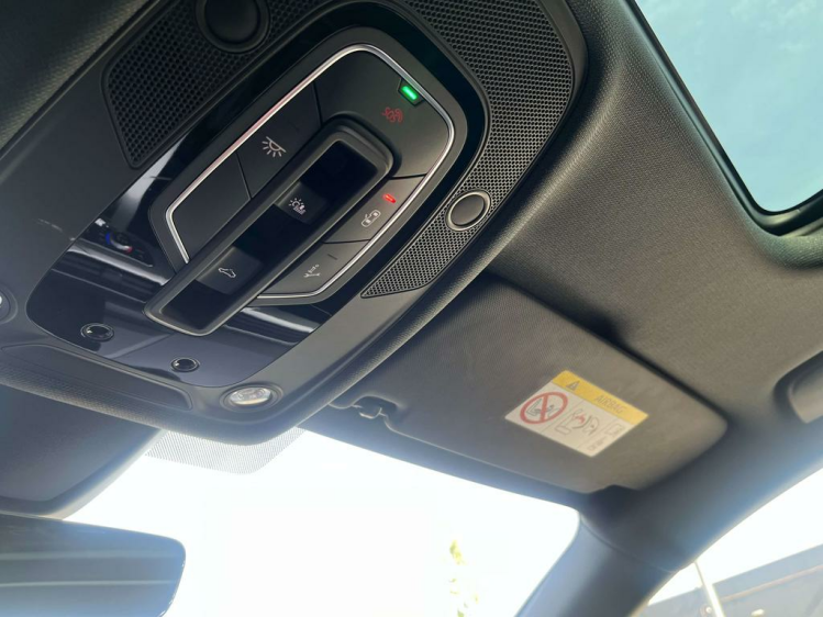 Audi A4 2.0 TFSI Quattro S tronic S-Line Panodak/Leder/CAM Leconte Motors