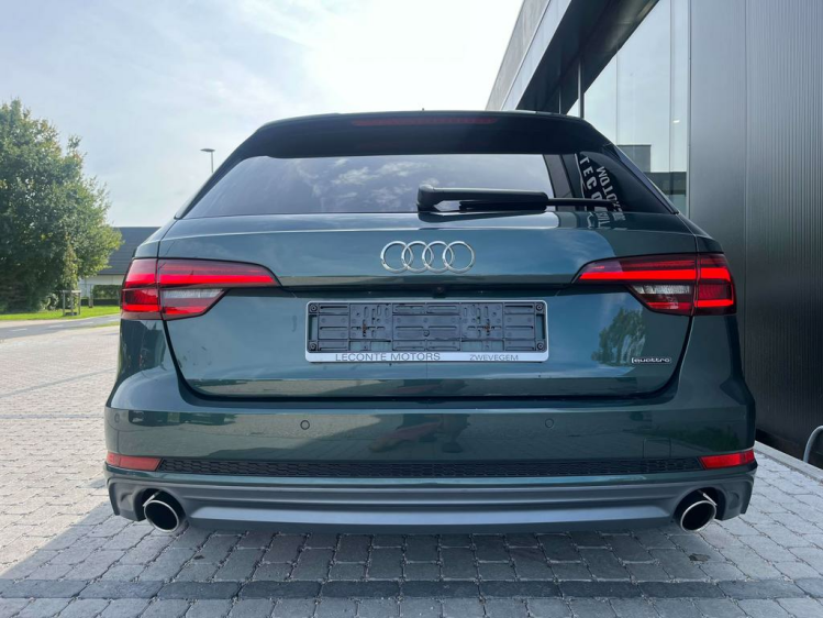 Audi A4 2.0 TFSI Quattro S tronic S-Line Panodak/Leder/CAM Leconte Motors