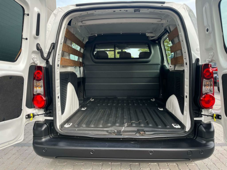 Citroen Berlingo 1.6HDI 3-zit Lichte Vracht Airco/Cruise/PDC/...!! Leconte Motors