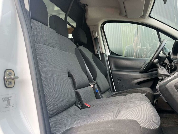 Citroen Berlingo 1.6HDI 3-zit Lichte Vracht Airco/Cruise/PDC/...!! Leconte Motors