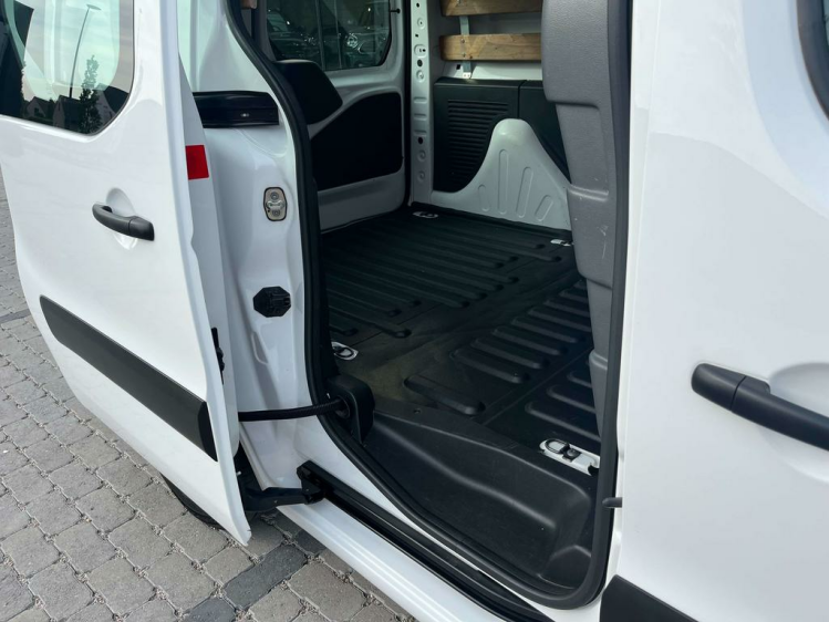 Citroen Berlingo 1.6HDI 3-zit Lichte Vracht Airco/Cruise/PDC/...!! Leconte Motors