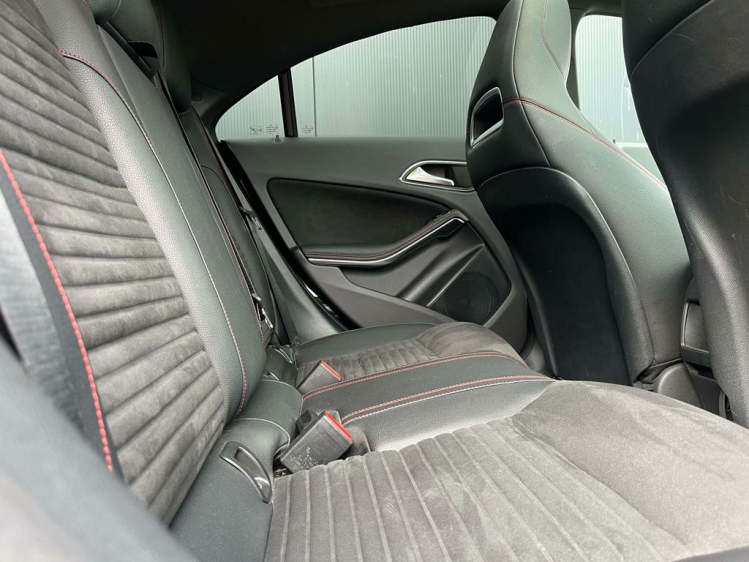 Mercedes-Benz CLA 180 Coupé AMG-PACK DCT Panodak/LED/Gps/Camera/...! Leconte Motors