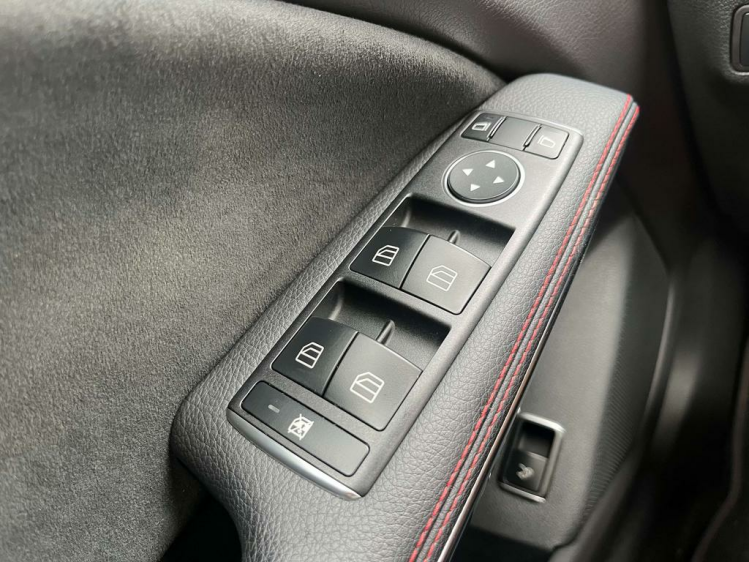 Mercedes-Benz CLA 180 Coupé AMG-PACK DCT Panodak/LED/Gps/Camera/...! Leconte Motors