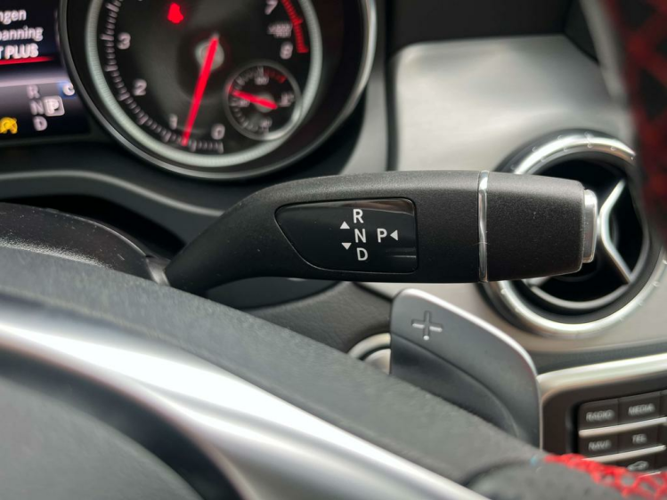 Mercedes-Benz CLA 180 Coupé AMG-PACK DCT Panodak/LED/Gps/Camera/...! Leconte Motors