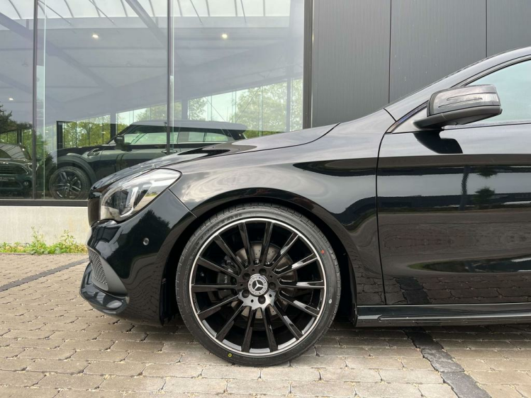 Mercedes-Benz CLA 180 Coupé AMG-PACK DCT Panodak/LED/Gps/Camera/...! Leconte Motors