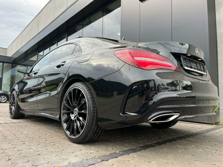 Mercedes-Benz CLA 180 Coupé AMG-PACK DCT Panodak/LED/Gps/Camera/...! Leconte Motors