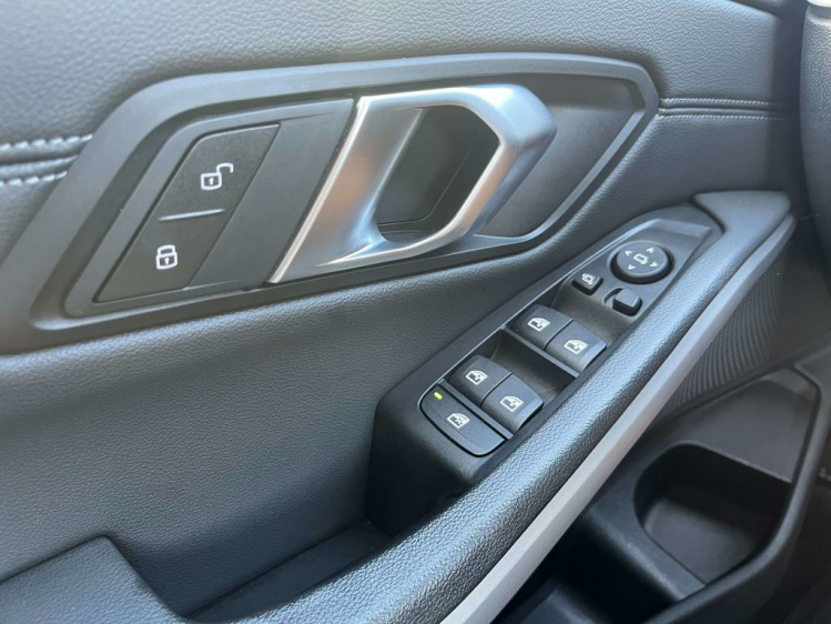 BMW 318 dA Berline Full-LED/Sportzetels/Gps/Carplay/Cruise Leconte Motors