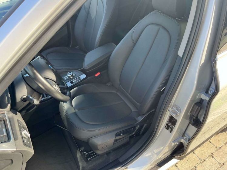 BMW X1 1.5iA sDrive18 X-Line Full-LED/Leder/Gps/Trekhaak Leconte Motors