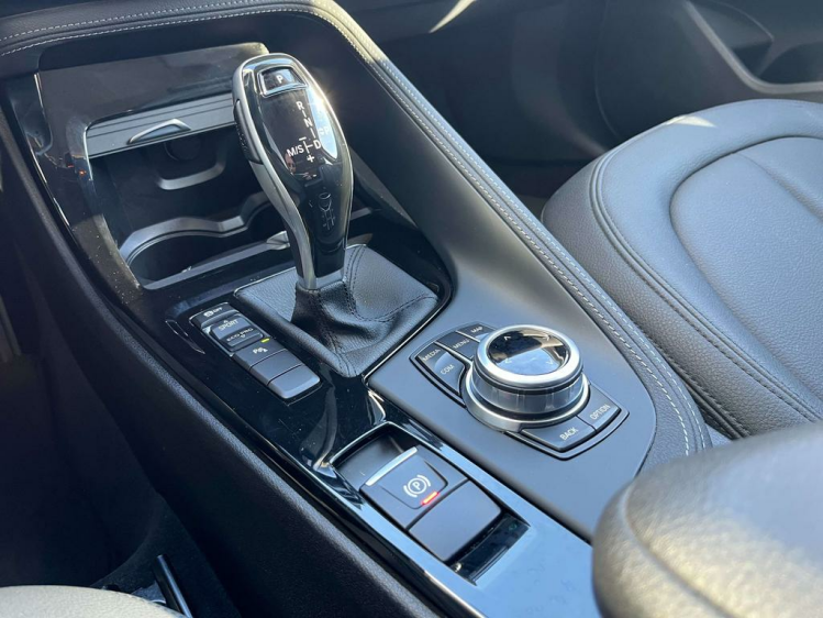 BMW X1 1.5iA sDrive18 X-Line Full-LED/Leder/Gps/Trekhaak Leconte Motors