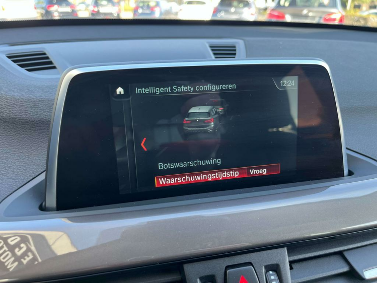 BMW X1 1.5iA sDrive18 X-Line Full-LED/Leder/Gps/Trekhaak Leconte Motors