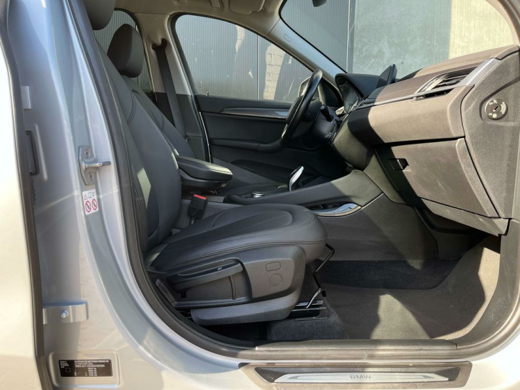 BMW X1 1.5iA sDrive18 X-Line Full-LED/Leder/Gps/Trekhaak Leconte Motors