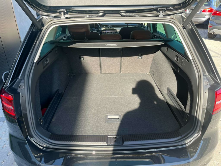 Volkswagen Passat Variant 2.0 TDi Highline DSG Panodak/Leder/Gps/Camera/ACC Leconte Motors