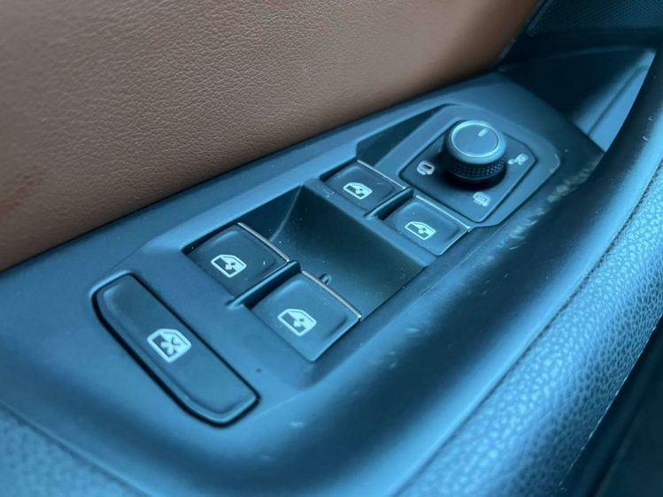 Volkswagen Passat Variant 2.0 TDi Highline DSG Panodak/Leder/Gps/Camera/ACC Leconte Motors