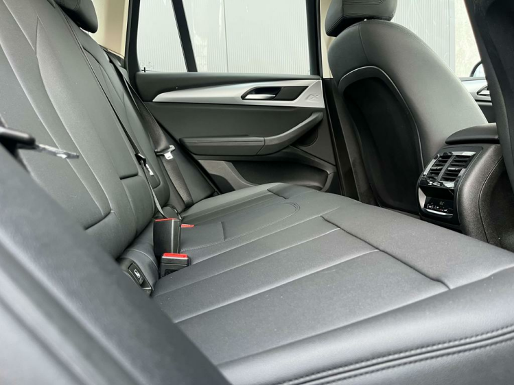 BMW X3 2.0 dA sDrive18 Leder/Navigatie/Cruise/PDC/BLTH Leconte Motors