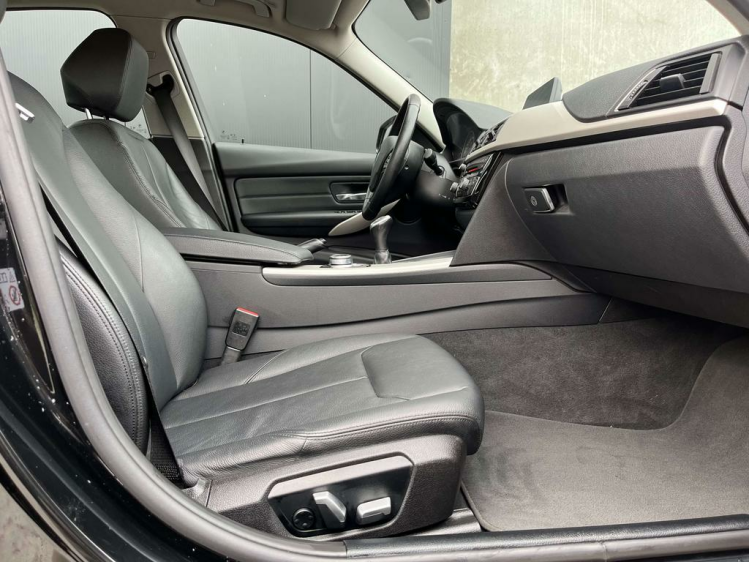 BMW 318 d Berline Full-LED/Gps/Memoryseats/Leder/Keyless Leconte Motors